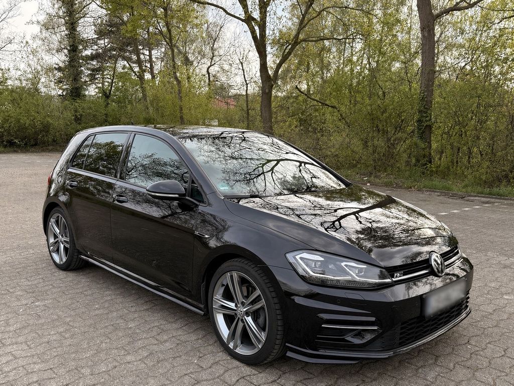 Image of Volkswagen Golf