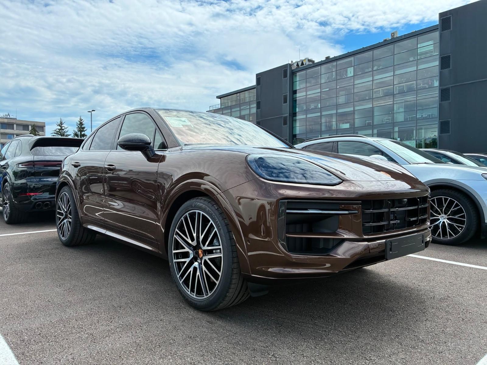 Porsche Cayenne Coupe GTS,Burmester,