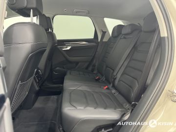 Volkswagen Touareg - 6