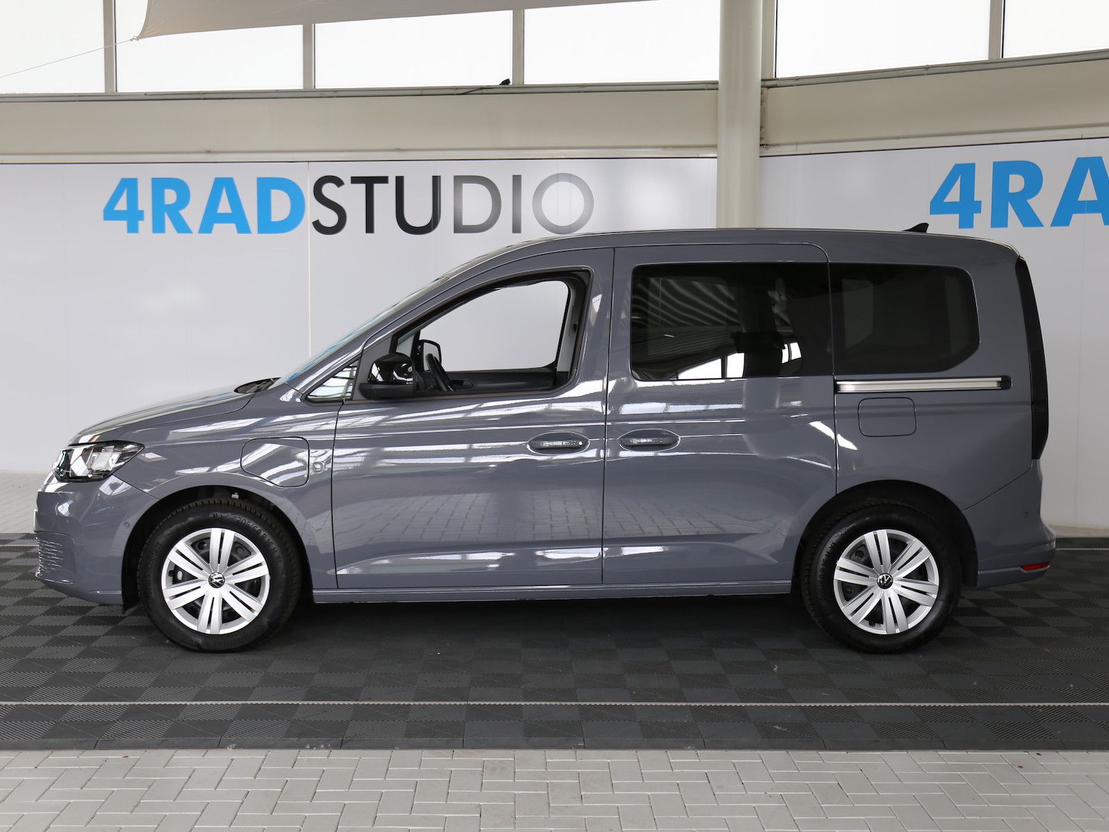 Volkswagen Caddy eHybrid APP ACC SIDE KAMERA 5J GARANTIE imagem 3