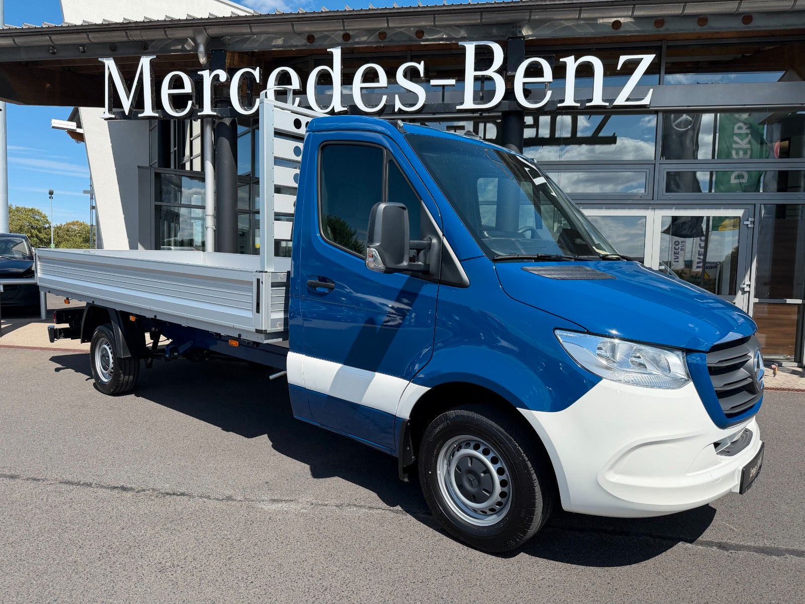 Fahrzeugabbildung Mercedes-Benz Sprinter 317 CDI 4325 Pritsche Klima Navi