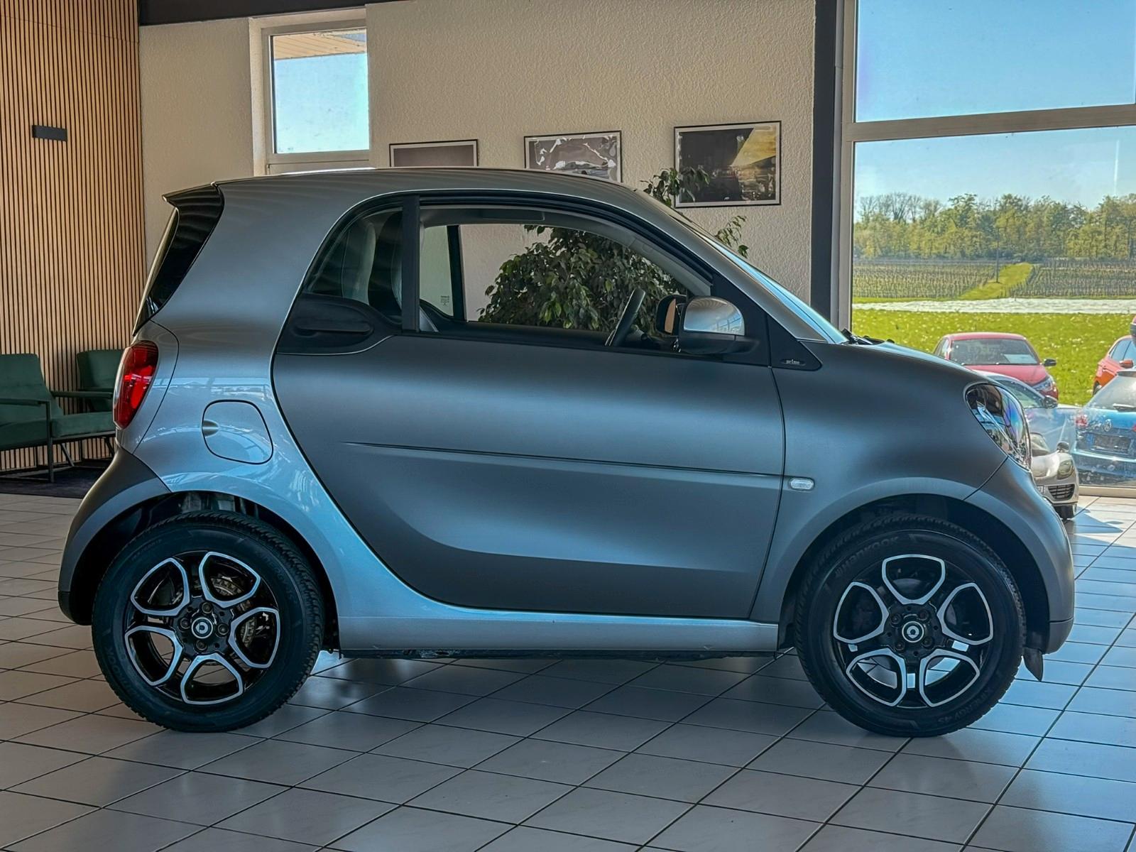 Smart ForTwo ForTwo Prime | JBL | Tempomat | Ambiente