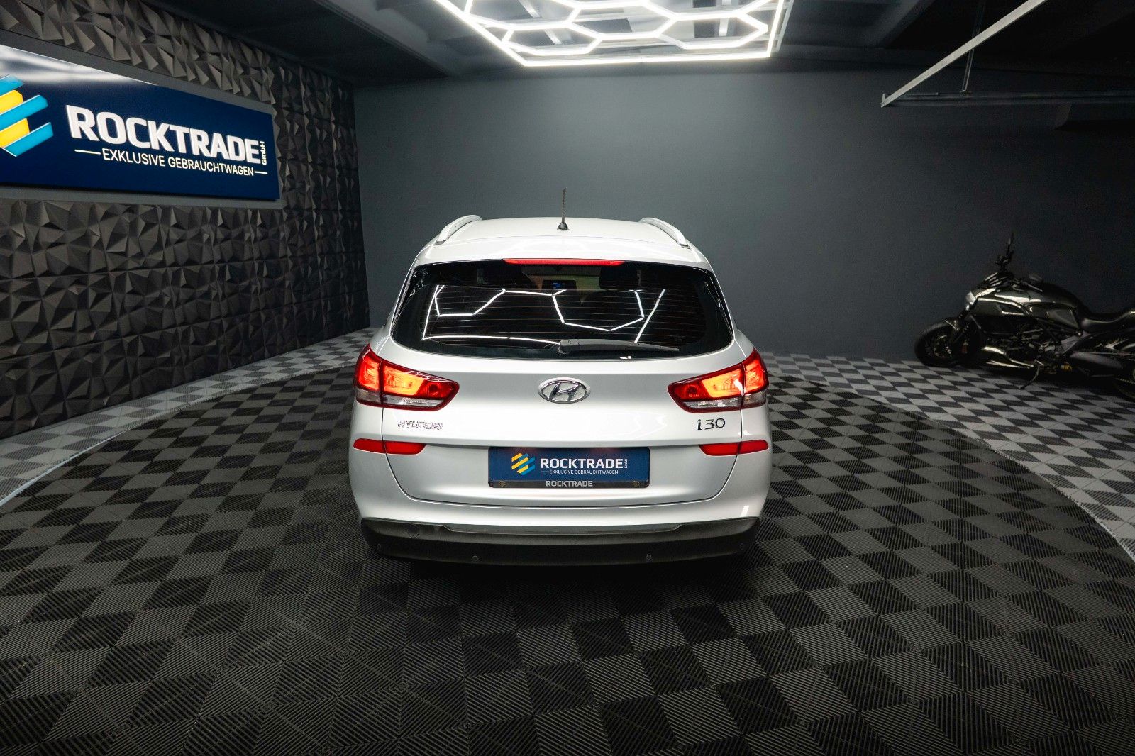 Fahrzeugabbildung Hyundai i30 cw Select Sport *1.Hand*Top Zustand*Klima*