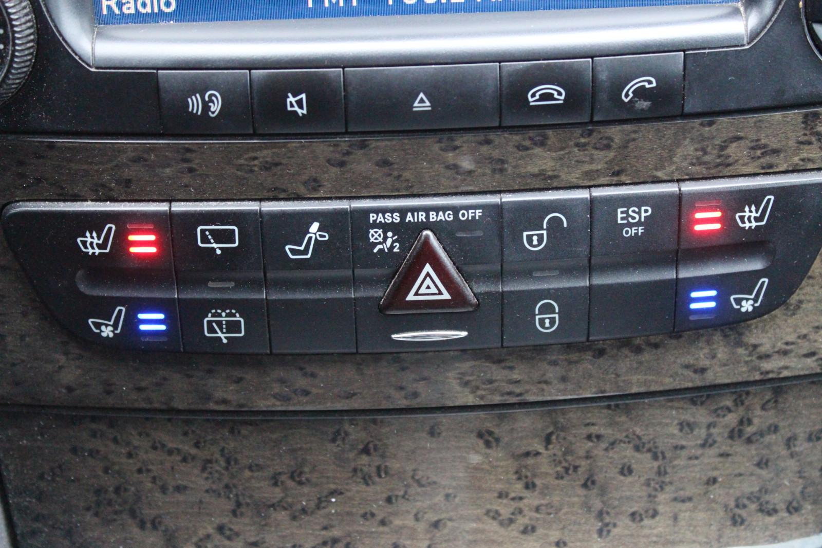 Mercedes-Benz E320 2005 — photo 16