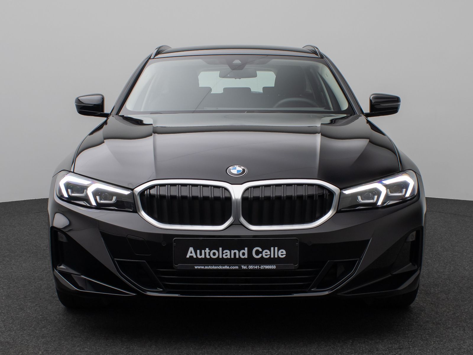 Fahrzeugabbildung BMW 318i Kamera DAB Sportlenkrad CockPit+ Alarm LED