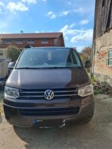 Volkswagen T5 Caravelle Langer Radstand  - Volkswagen T5: Langer Radstand