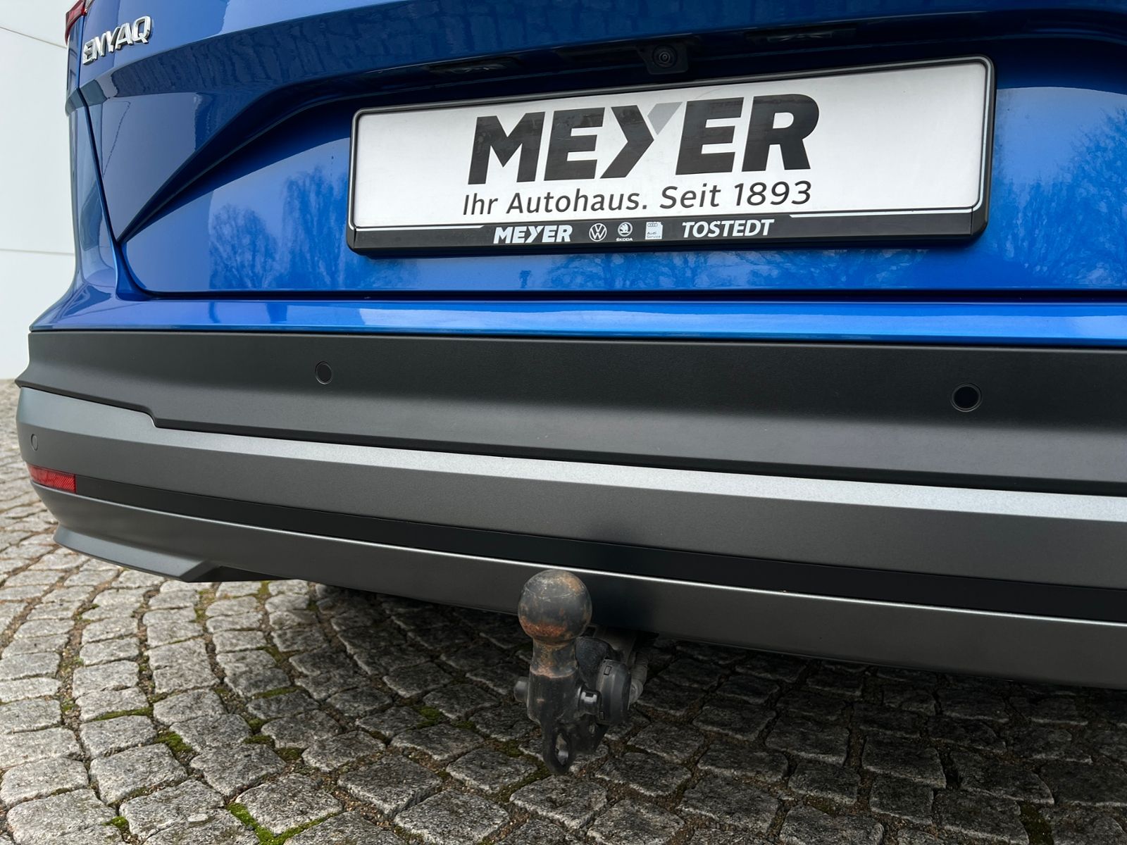 Fahrzeugabbildung SKODA Enyaq iV 80 Loft *AHK, 360°-Kamera,Navi,19" LM F