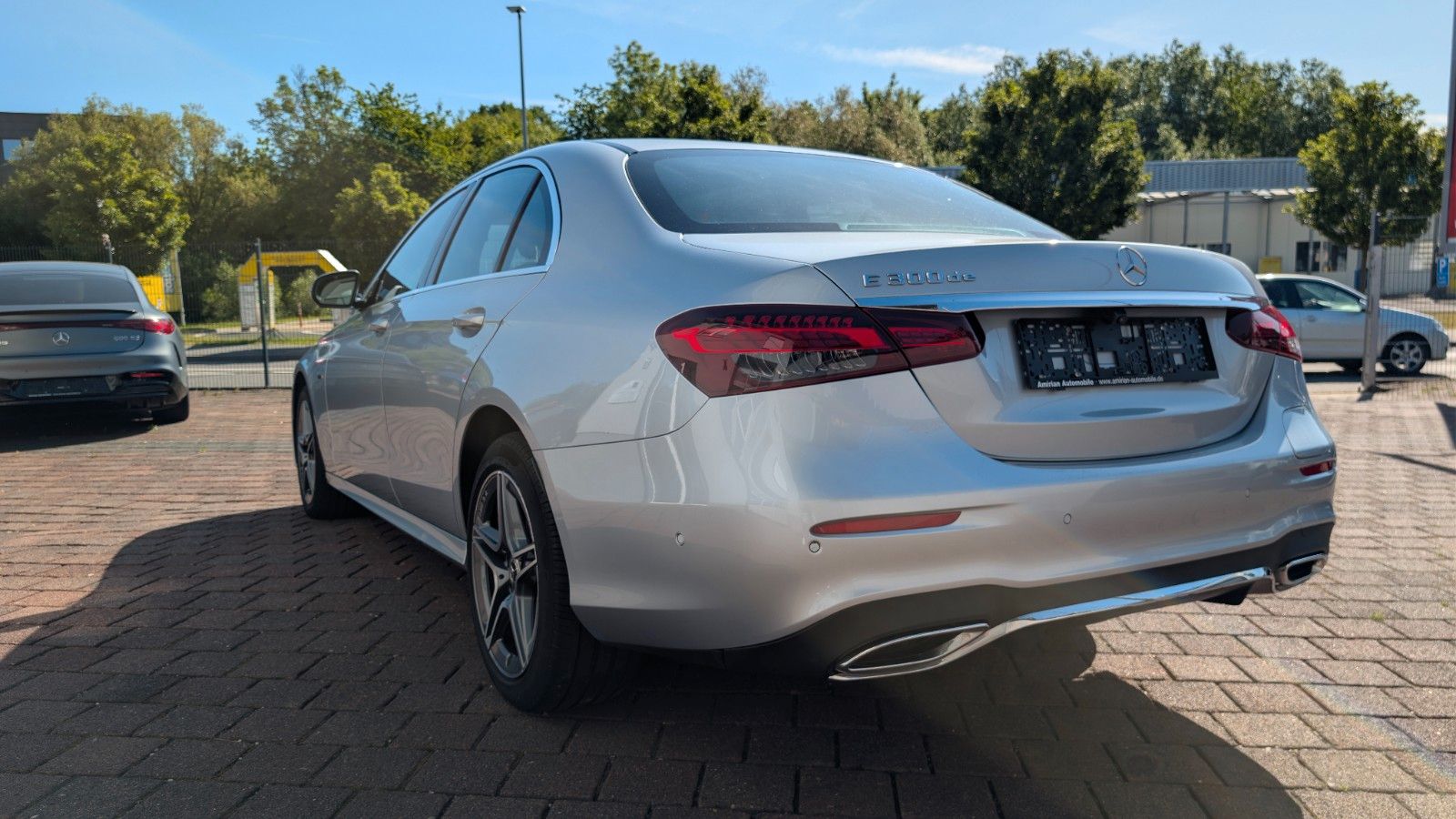 Mercedes-Benz E 300 de 4Matic Limousine AMG-Line,Hybrid,Ambien imagem 3