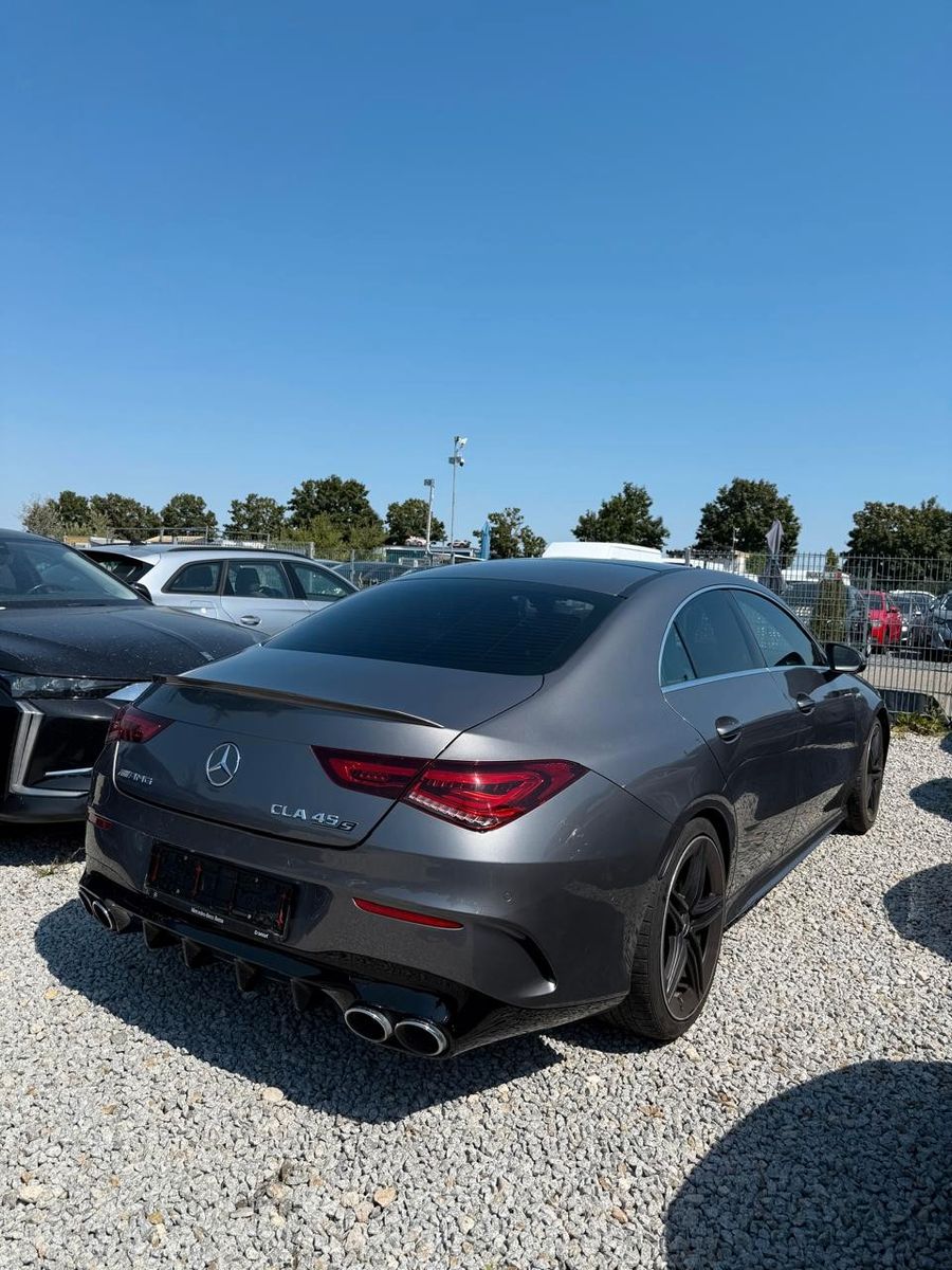 Mercedes-Benz CLA 45 S AMG 4Matic LED Pano Performance foto 4
