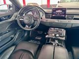 Audi S8 4.0 ACC B&O LED Ceramik Standheizung 360° 21" - schwarze Audi S8
