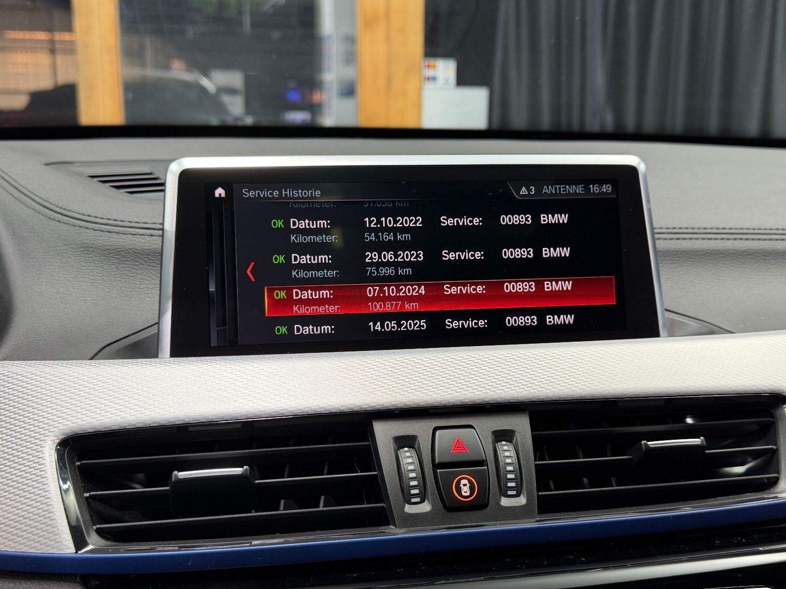 Fahrzeugabbildung BMW X1 xDrive 20d M SPORT|PANORAMA|AUTOMATIK|ACC