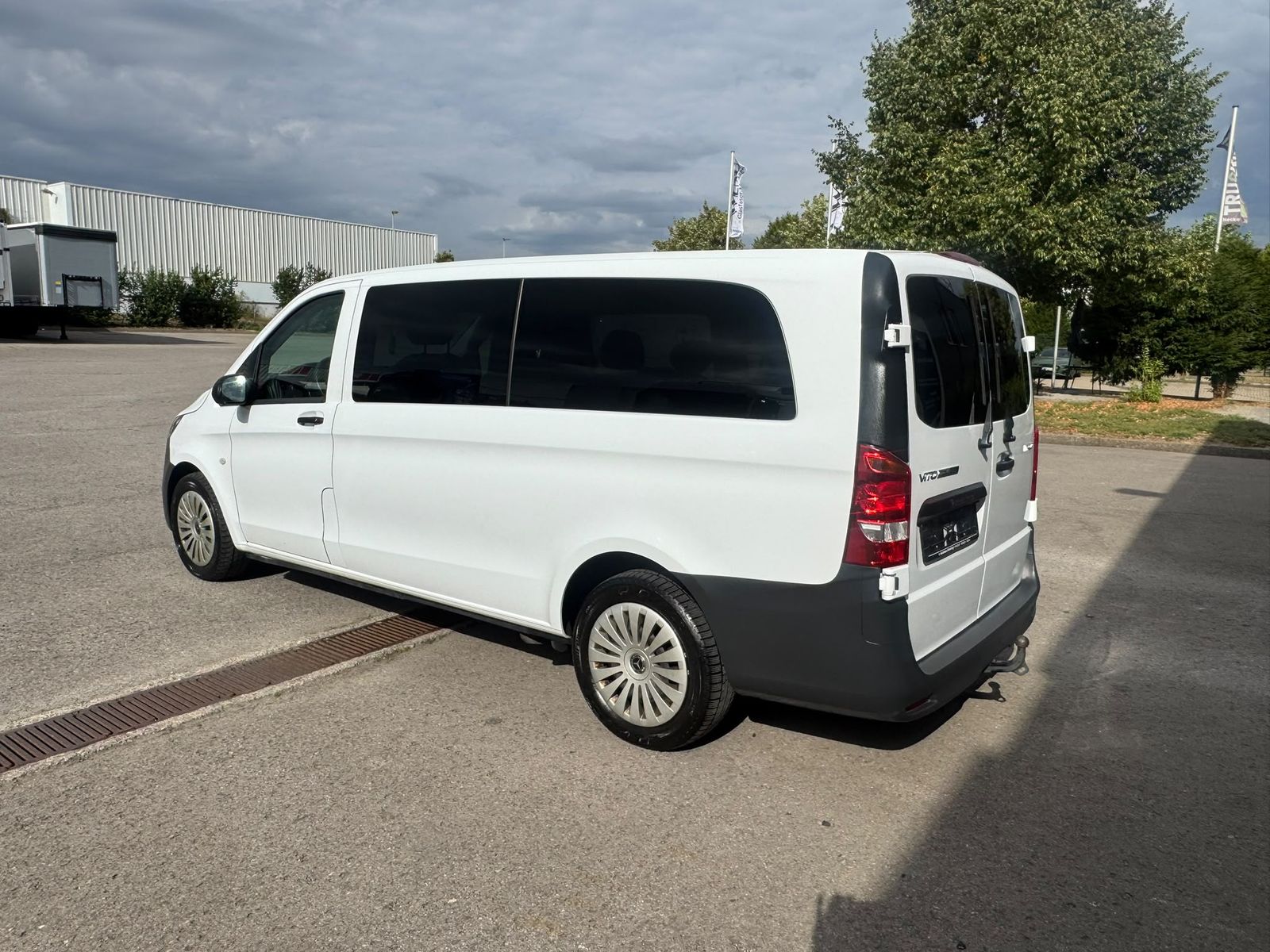 Mercedes-Benz Vito 114 Tourer Top Ausstattung 1 Hand TÜV 07/27 imagem 3