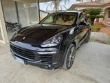 Porsche Cayenne 3.0 Diesel Restailyng - Porsche Cayenne mit Diesel-Antrieb: Kombi, Automatik