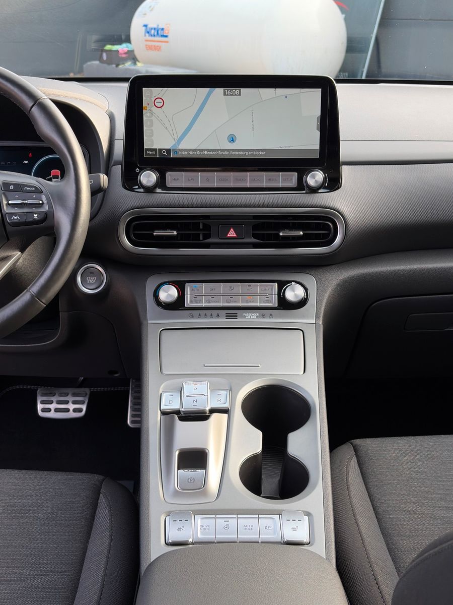 Fahrzeugabbildung Hyundai KONA E Trend KRELL LED NAV CAM ACC PDC CarPlay