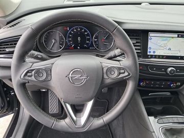 Opel Insignia - 11