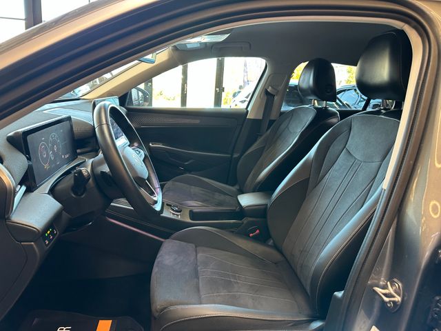 MYAUTOCENTER – Gebraucht- und Jahreswagen mit Werkstattservice in Pfaffenhofen Volkswagen T-Roc Style *1.HAND*19%MWST*ALCANTARA*CARPLAY*
