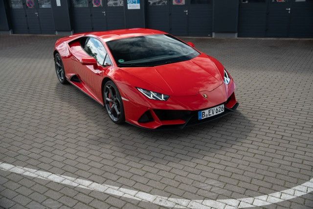 Fahrzeugabbildung Lamborghini Huracán EVO*LIFT*DAB*PDC*CAM*LDS*Mietkauf