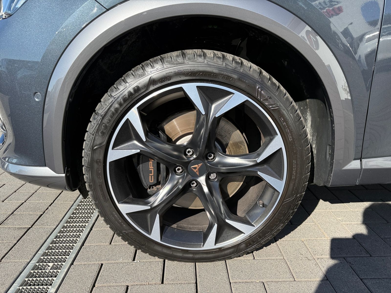 Fahrzeugabbildung CUPRA Formentor VZ 2.0 TSI 4Drive ACC FULL LINK