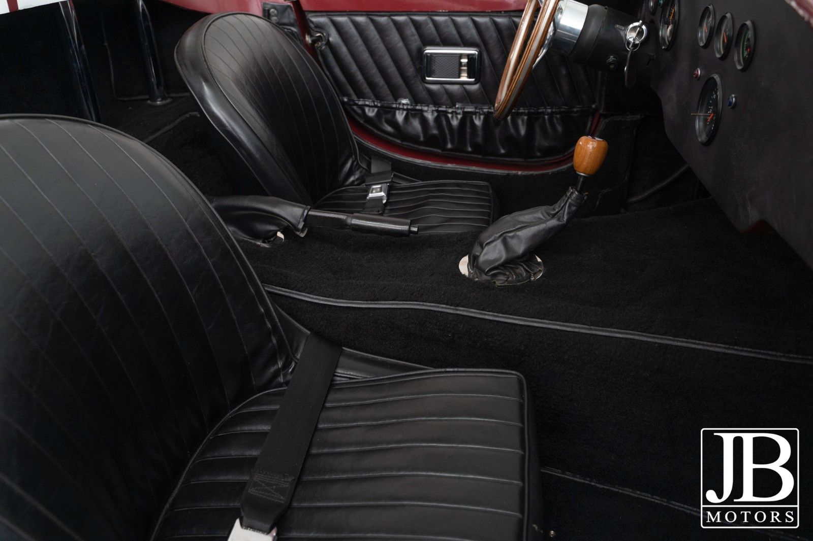 Fahrzeugabbildung AC Cobra MK2 Roadstar V8 H-Zulassung Replika