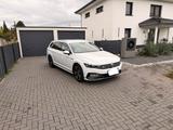 Volkswagen Passat Variant 2.0 TDI 4Motion R-Line StandHeizu