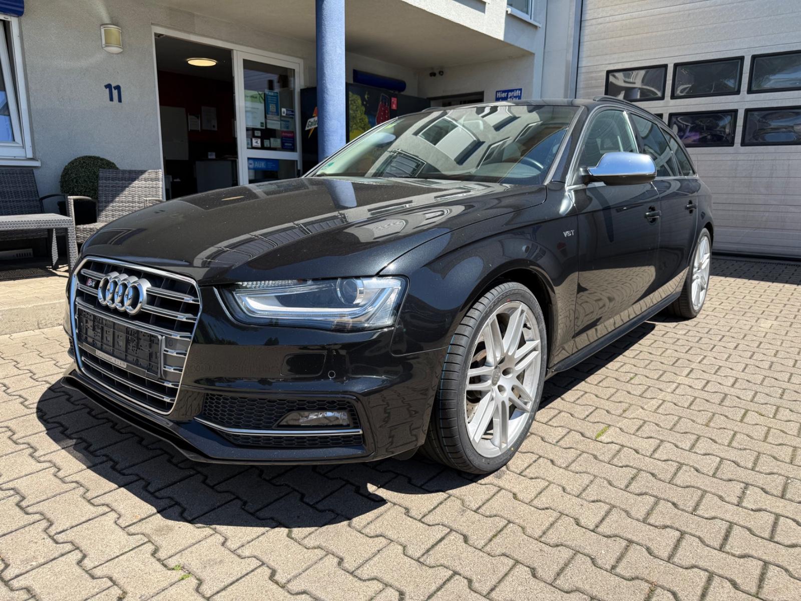Audi S4 Avant 3.0 TFSI quattro