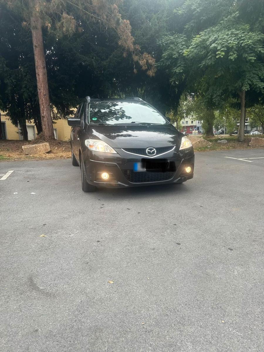 Mazda 5 2010 — photo 10