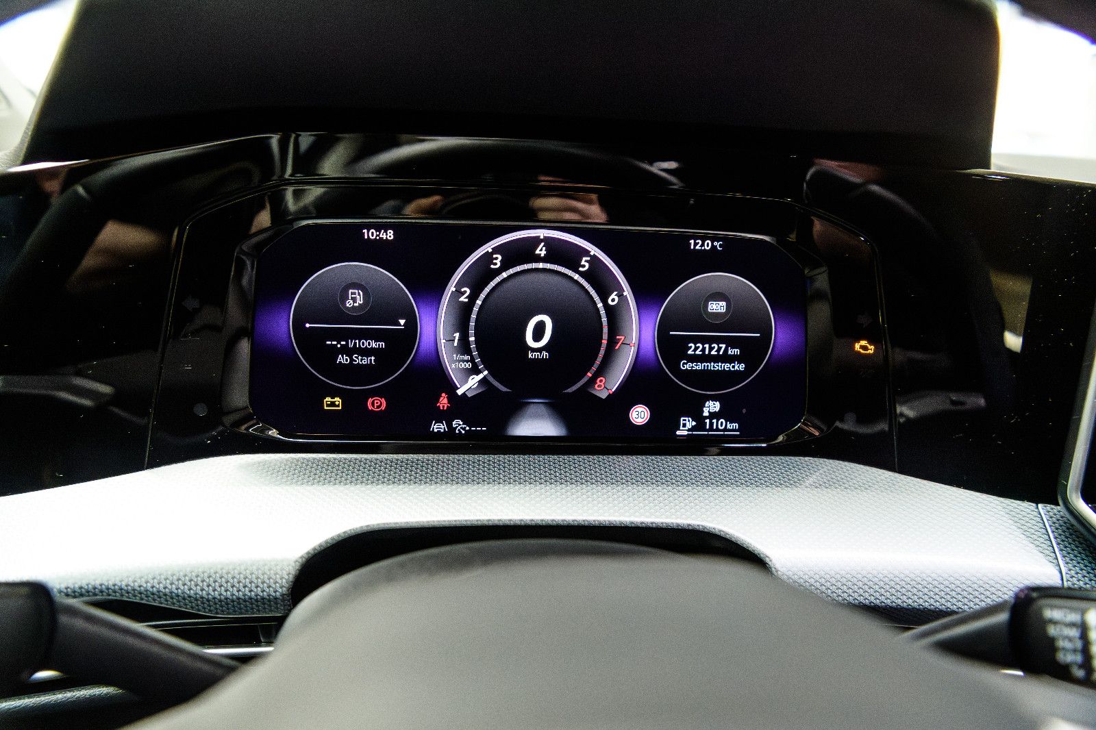 Fahrzeugabbildung Volkswagen Golf VIII Goal 1.5 TSI LED+APP+ACC+PDC+5 J.GAR.