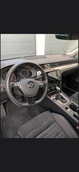 Volkswagen Passat 2.0 TDI SCR DSG Highline ACC LED NAVI - Volkswagen Passat mit Diesel-Antrieb: Schwarz
