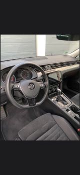 Volkswagen Passat 2.0 TDI SCR DSG Highline ACC LED NAVI - Volkswagen Passat: Highline TDI