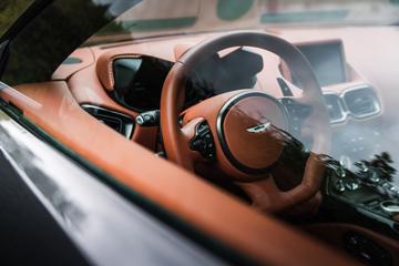2022 Aston Martin V12 VANTAGE — миниатюра 12