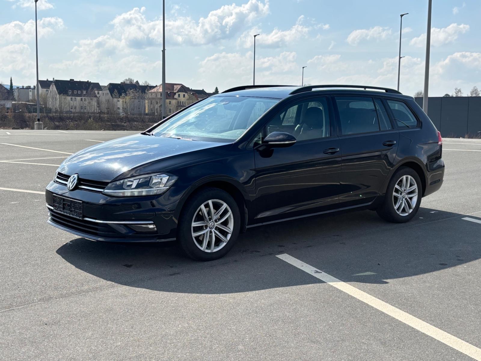 Volkswagen Golf VII 1.6 TDI DSG Variant Comfortline ACC ALU