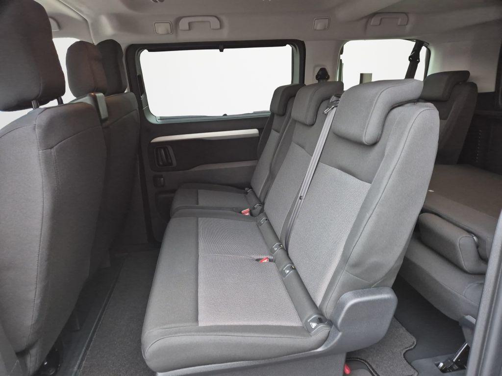 Toyota Proace 2,0-l-D-4D L1 (8-Si.) Verso Shuttle Comfo