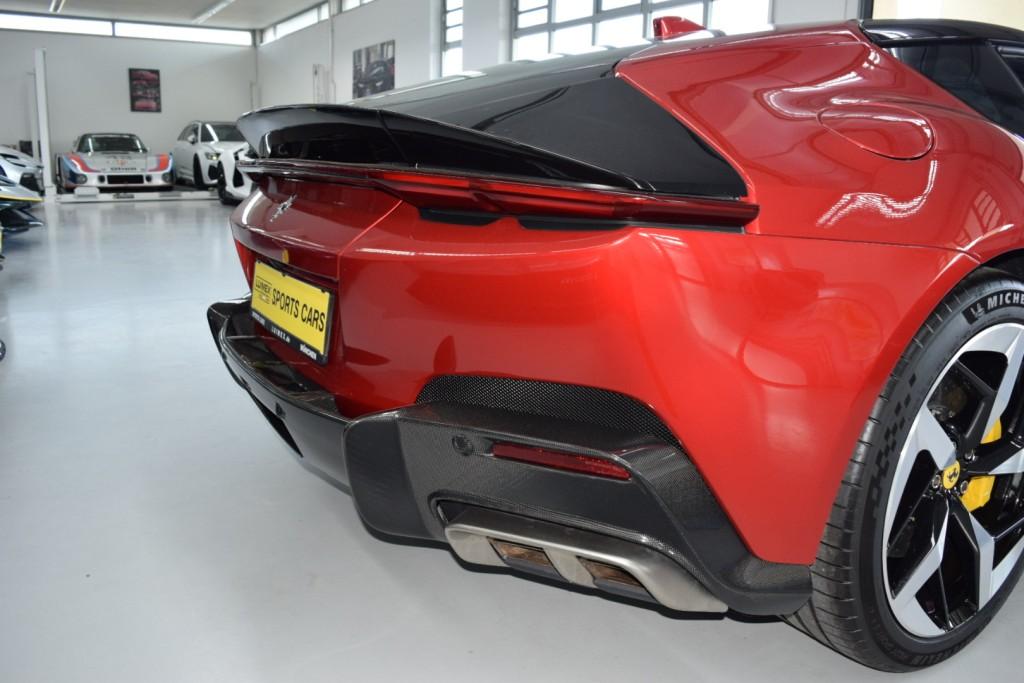 Ferrari 12Cilindri Panorama Lifting Beifahrerdispl ACC