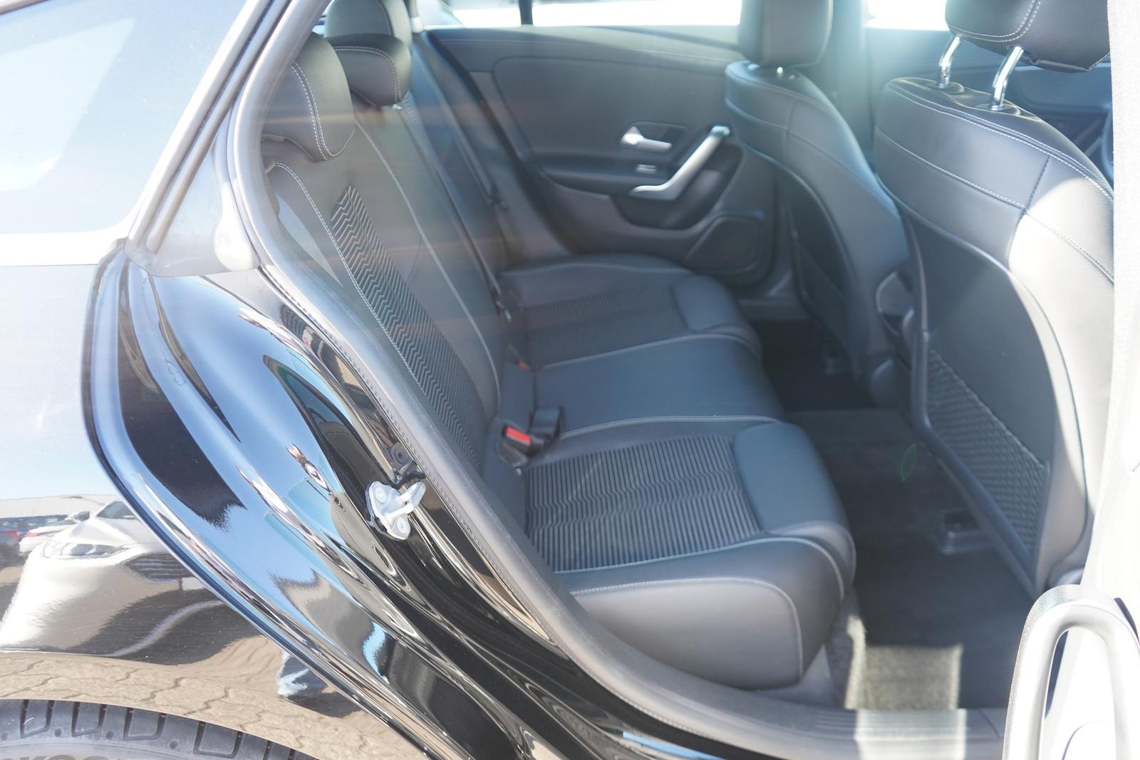 Mercedes-Benz CLA 200 Shooting Brake Progressive Navi Temp Kam