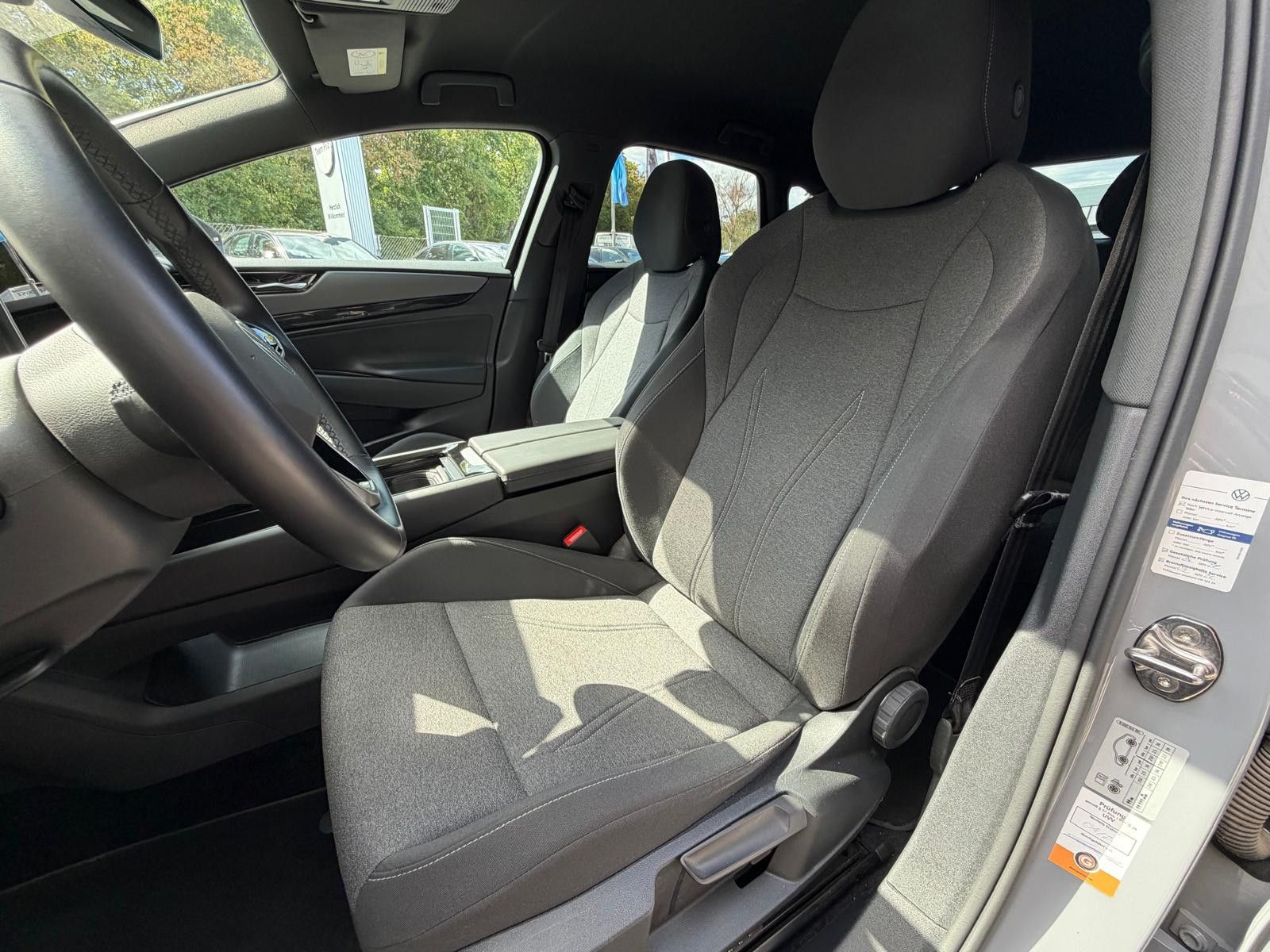 Fahrzeugabbildung Volkswagen ID.7 Pro >IQ.LIGHT+HEAD+MATRIX+NAVI+SHZ+ACC+360+