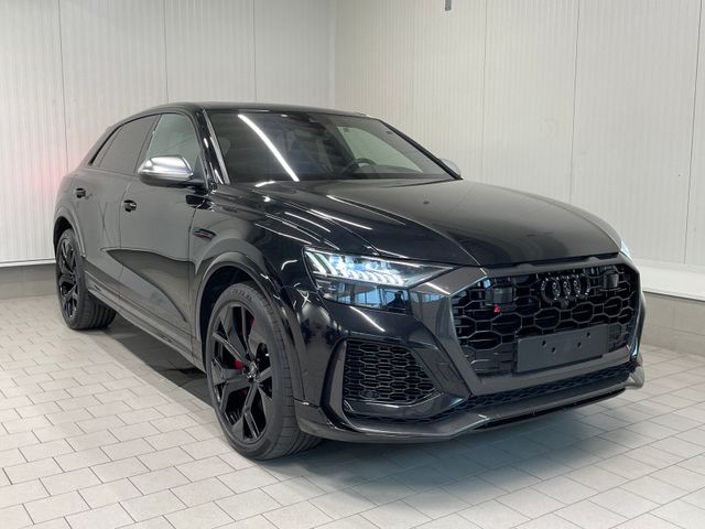 RSQ8 quattro 4.0 TFSI AHK HUD PANO LED