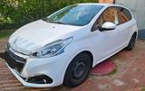 Peugeot 208 aus 2. Hand, Top gepflegt und unfallfrei  - Peugeot 208 von privat