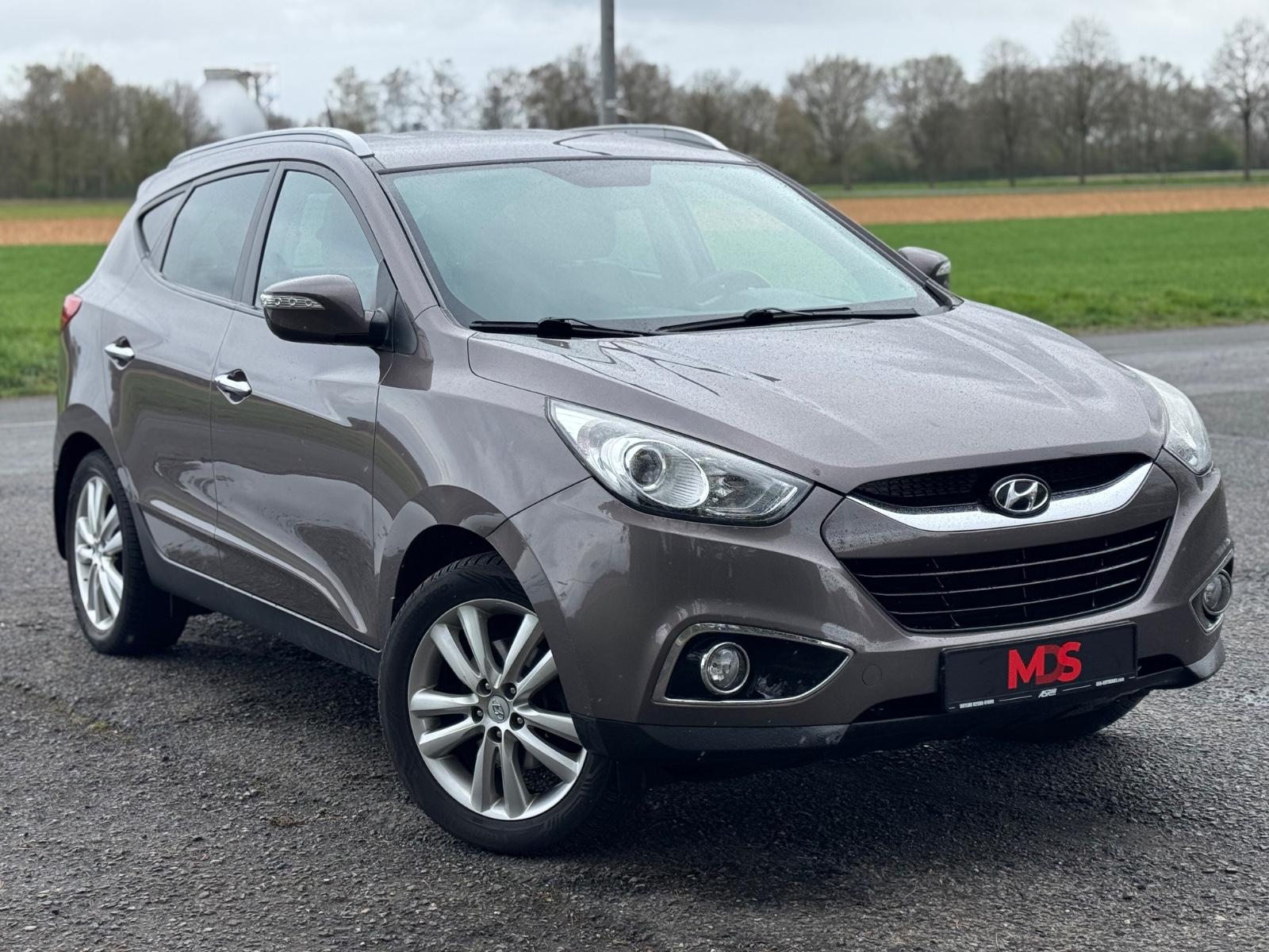 Hyundai ix35 Premium AWD*Kamera*AHK*Sitz-HZ*KeyLess-Go*