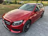 Mercedes-Benz C 220 d 4MATIC T Autom. Avangarde AMG Paket - rote Mercedes-Benz C 220