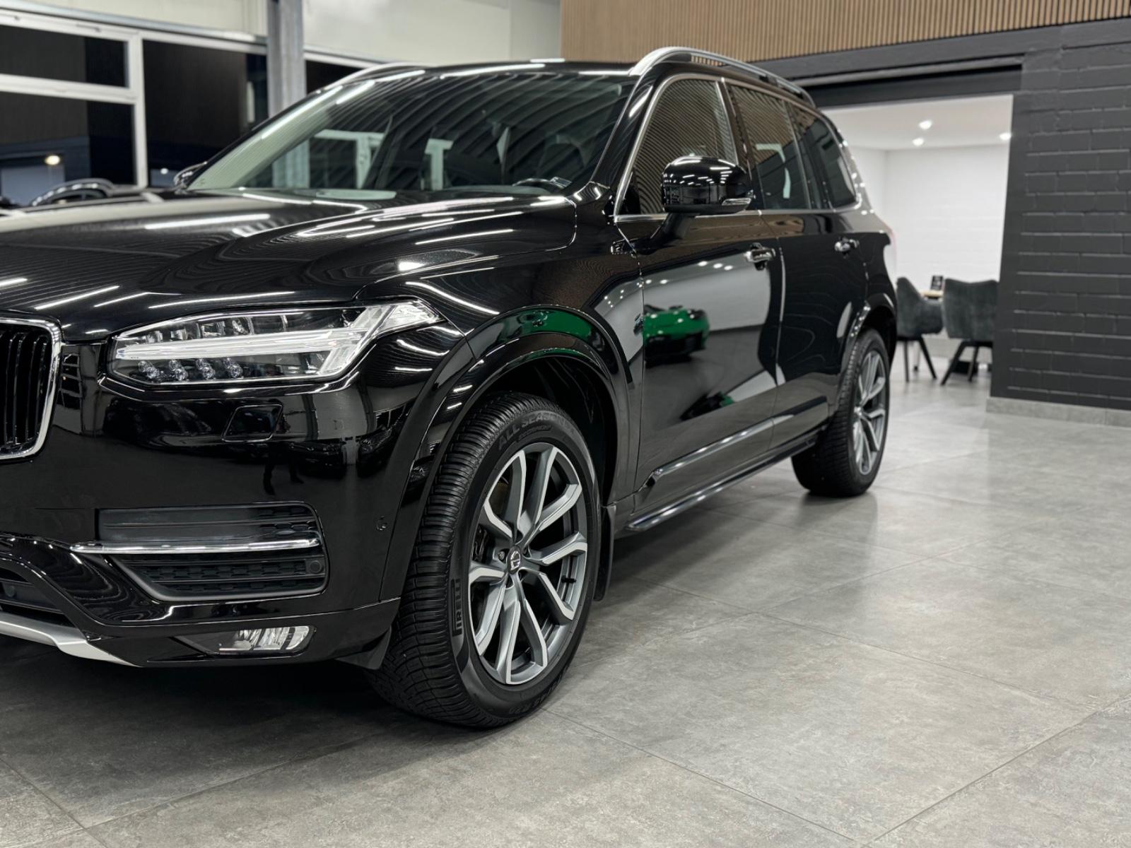 Volvo XC 90 Momentum AWD Navi SHZ LHZ LED 7-Sitzer