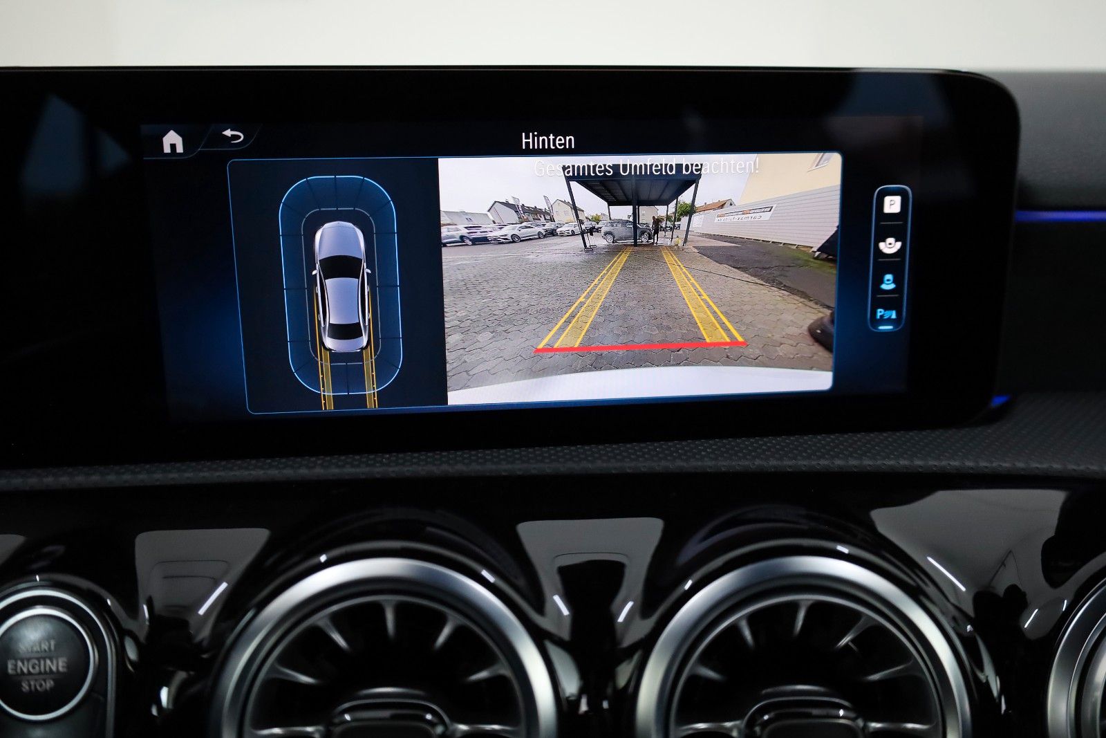 Fahrzeugabbildung Mercedes-Benz A 250 e lim. AMG Line,T.Leder,Navi,LED,ACC,Night