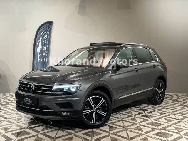 Volkswagen Tiguan Highline 4Motion AHK+Panorama