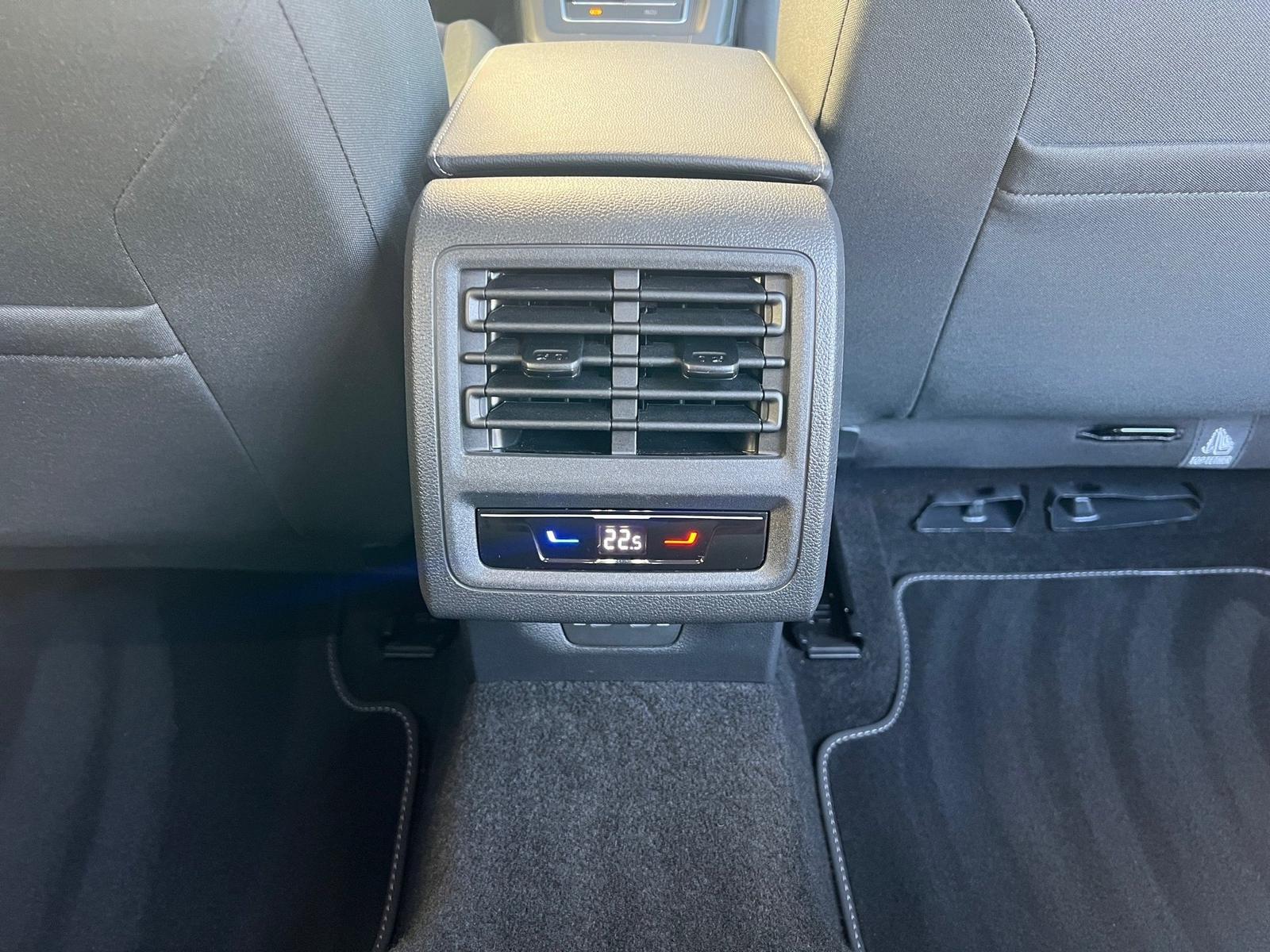 Volkswagen Golf Life *AHK*PANO*SHZ*FACELIFT*LED*APP CONNECT, миниатюра 10