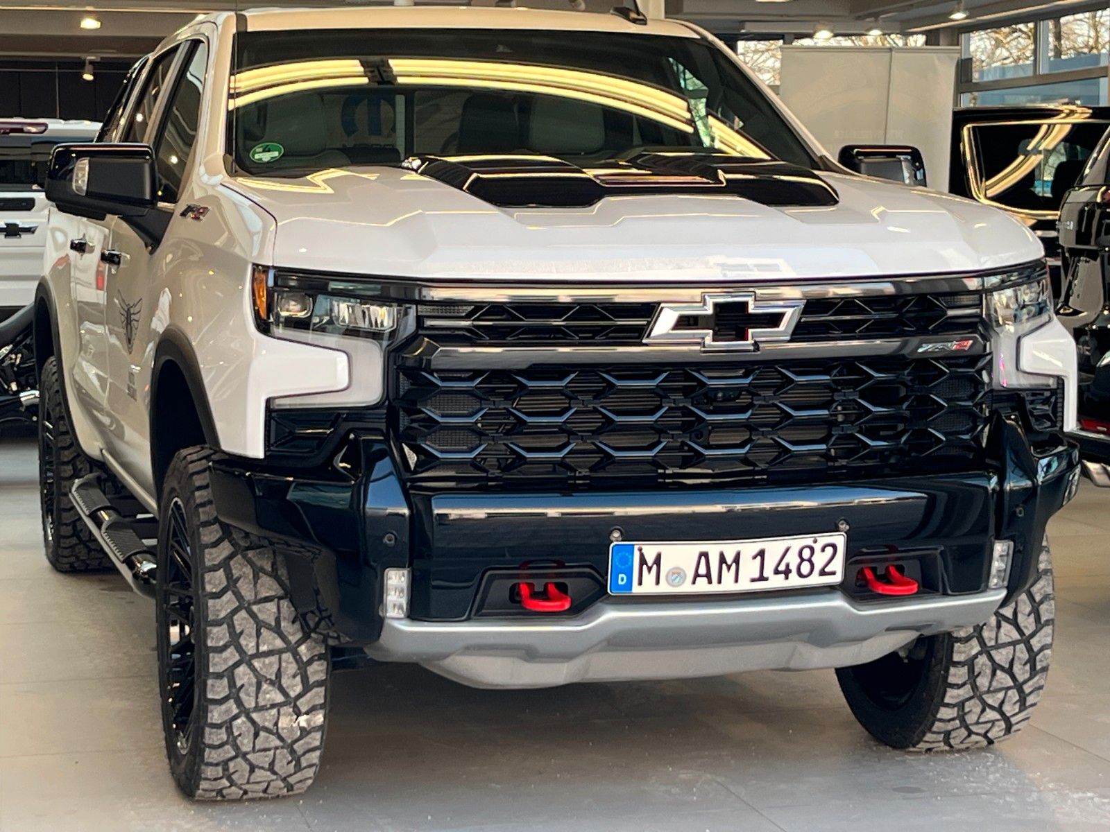 Fahrzeugabbildung Chevrolet Silverado ZR2 V8 6.2 Offroad-Paket*Head-Up*360°