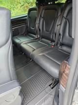Mercedes-Benz V 300 d Aut. AMG.AVANTG. ED.AHK. lang AVANTGARDE - Mercedes-Benz V 300: Schwarz