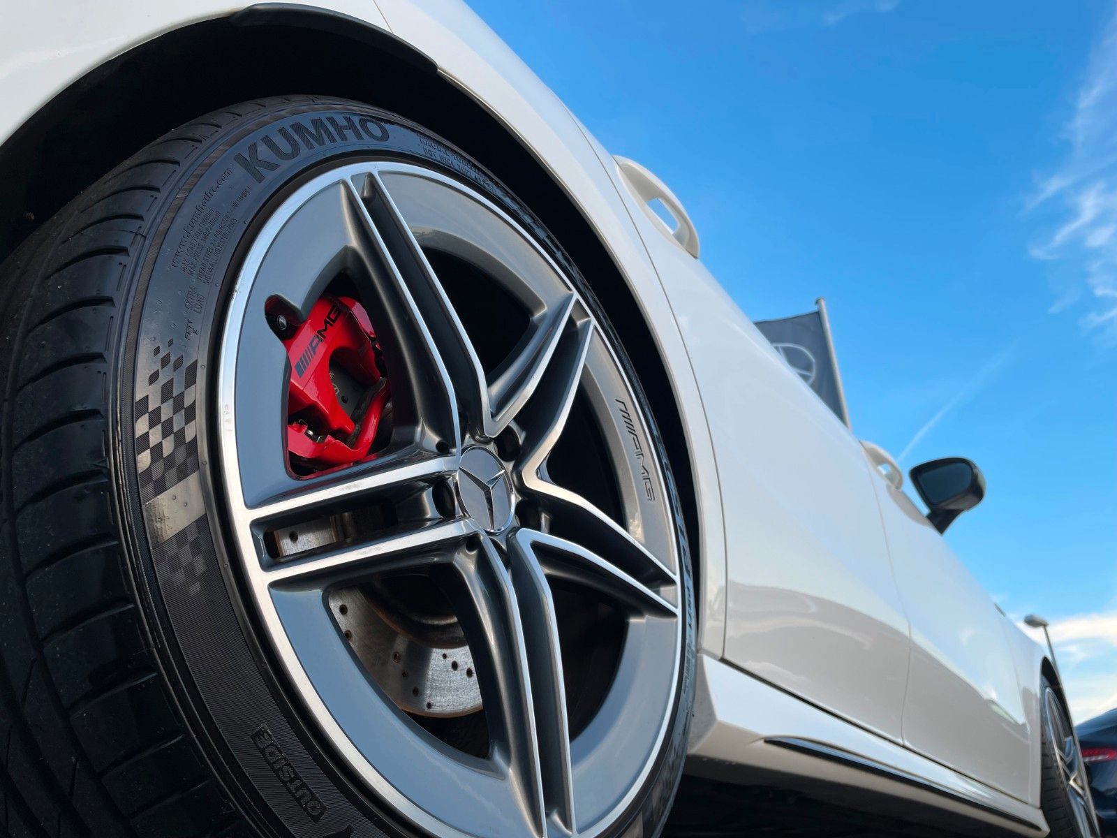 Fahrzeugabbildung Mercedes-Benz CLA 45 S AMG+Aero+Pano+HUD+Burm+Memory+MultiB