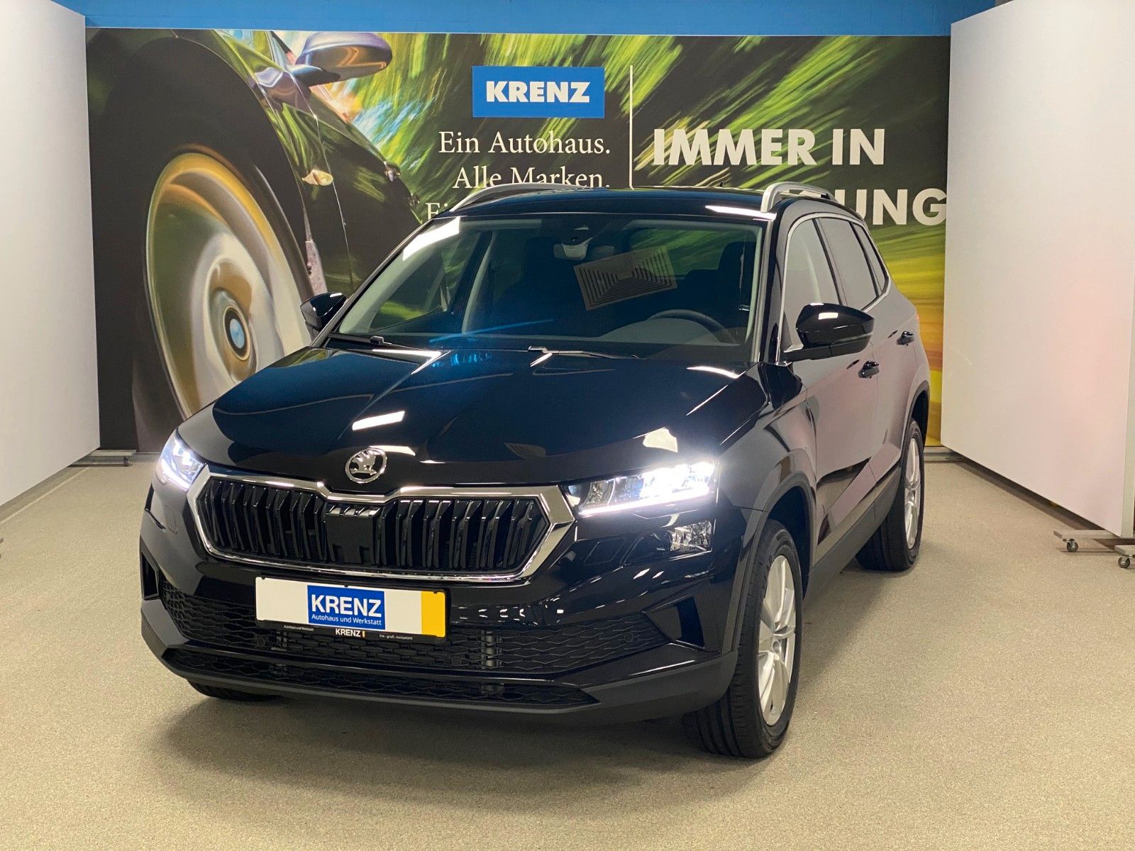 Fahrzeugabbildung SKODA Karoq 1.5 TSI DSG Selection+ACC+2030 Garantie+BC