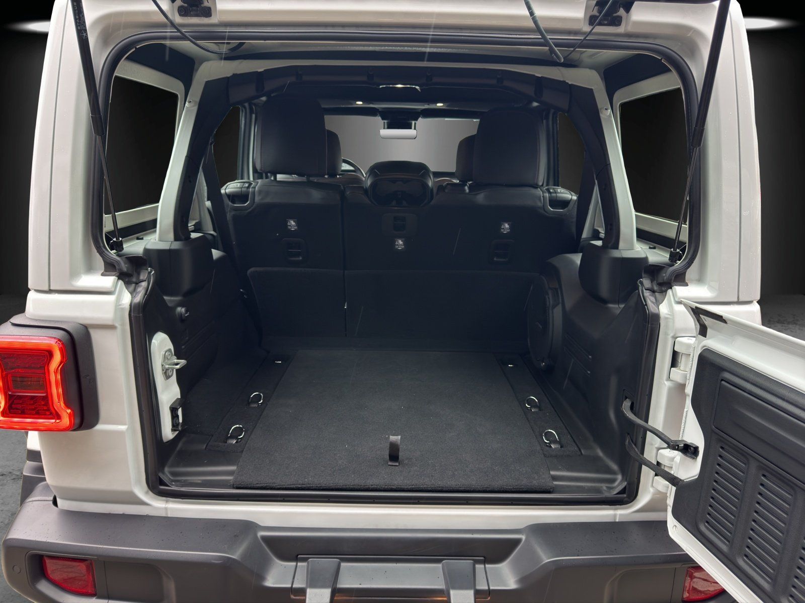 Fahrzeugabbildung Jeep Wrangler Rubicon Xtreme 392 6.4 V8 Hemi FINAL