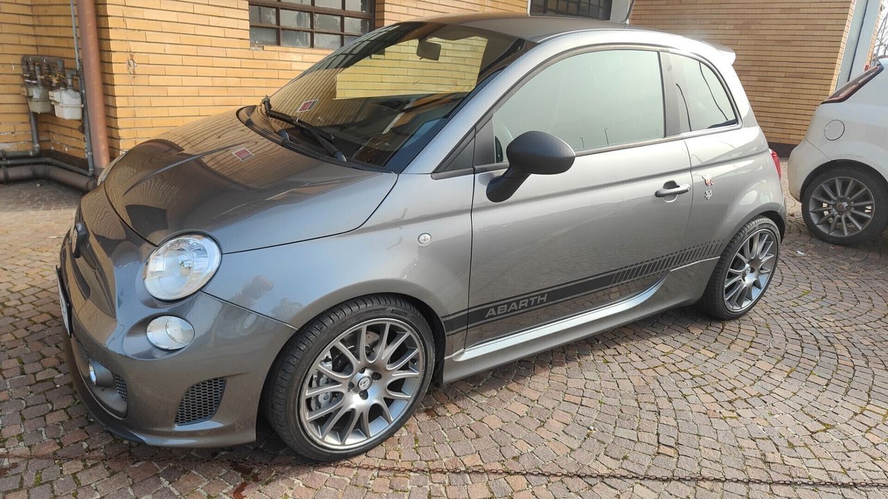 ABARTH 595 Competizione