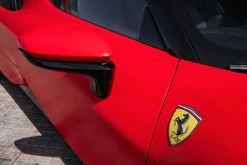 2021 Ferrari SF90 照片 9